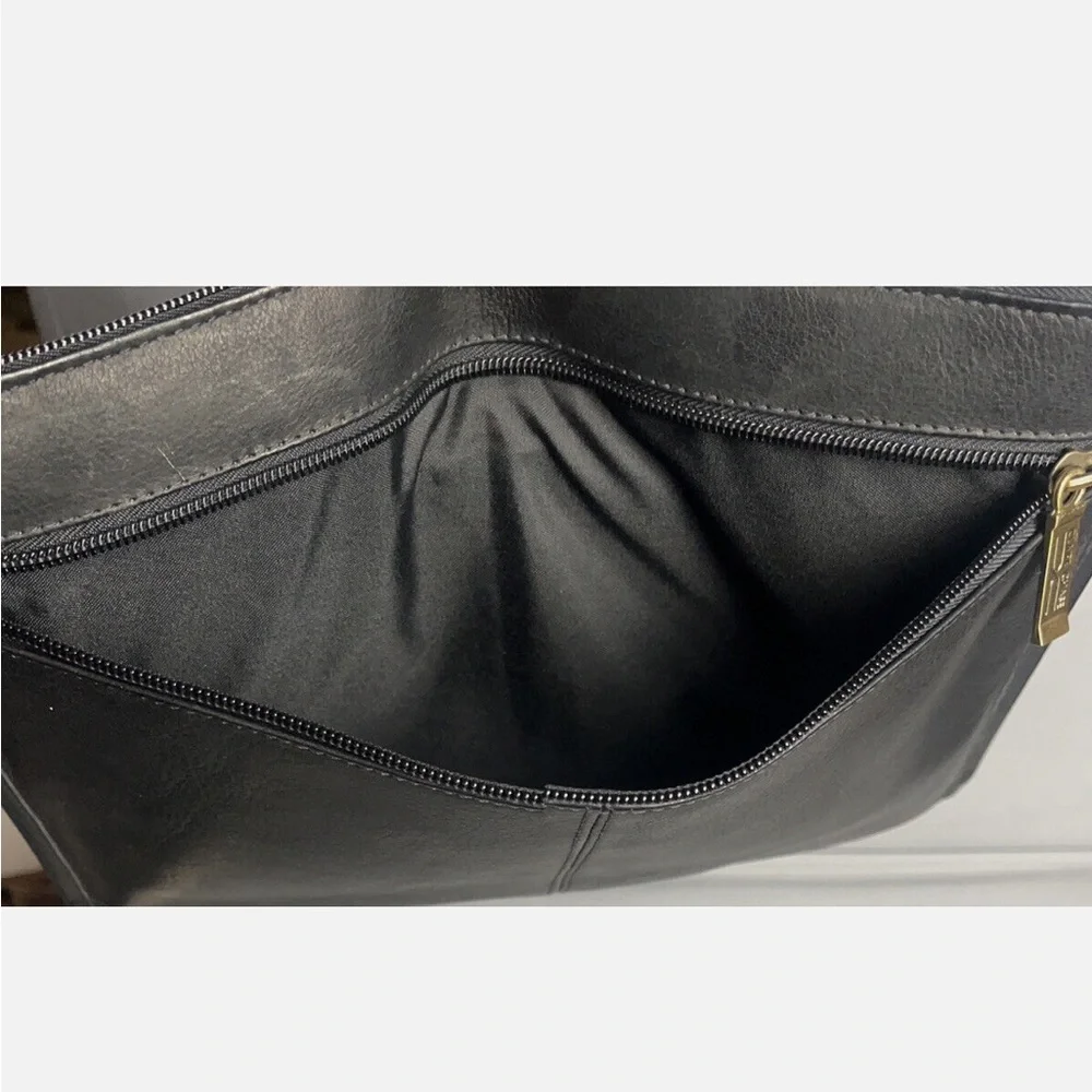 Claire Chase iPouch Padded Tablet Holder